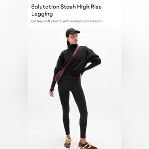 Athleta Black Salutation Stash Legging